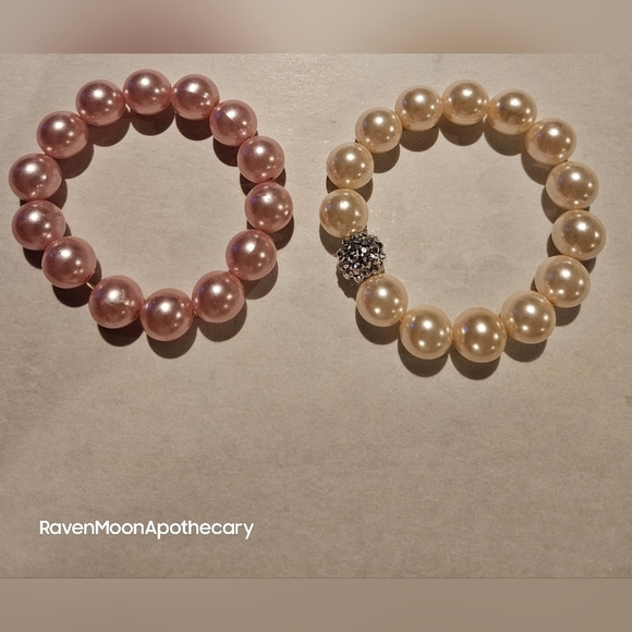 3/15$ Bundle Deal 2 Bracelets - Picture 1 of 6